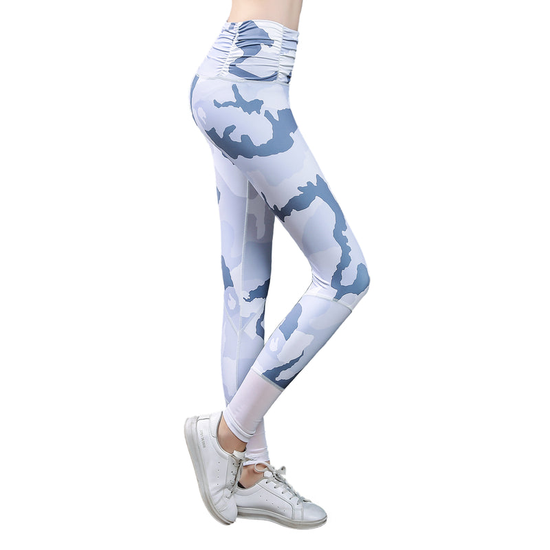 Junior/Petite Womens Camouflage Printed Leggings